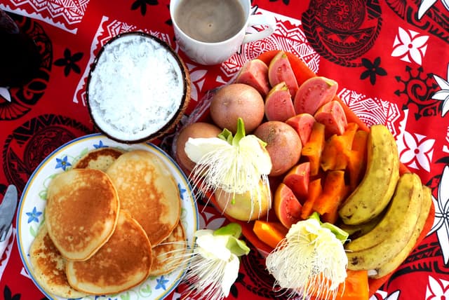 Atiu Sunrise Breakfast with Vito